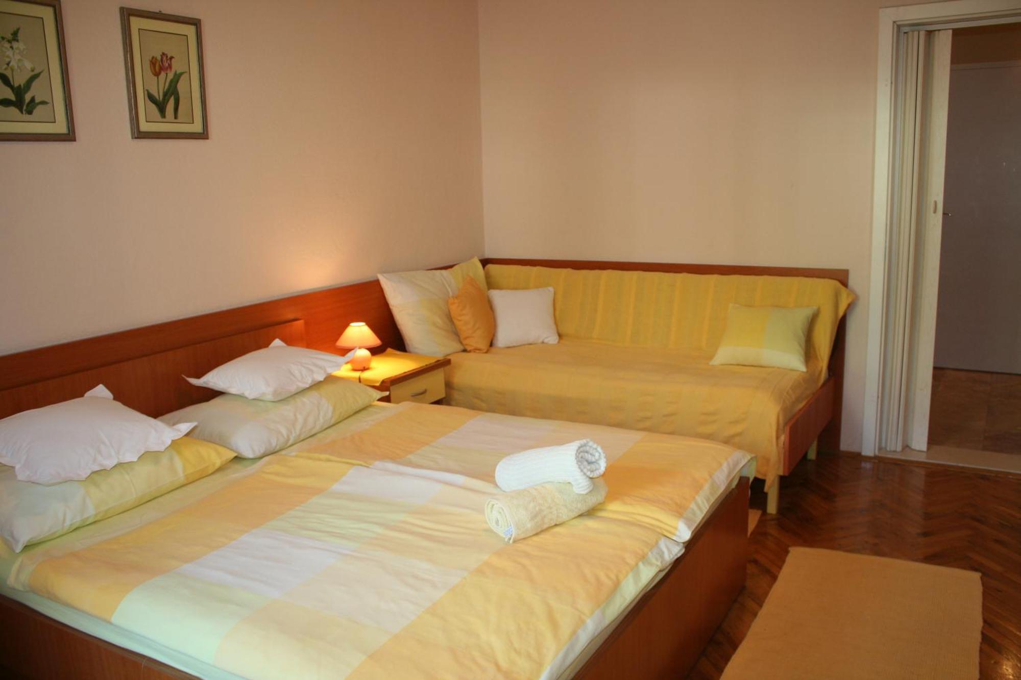 Rooms & Apartments Villa Anka Tucepi Ruang foto